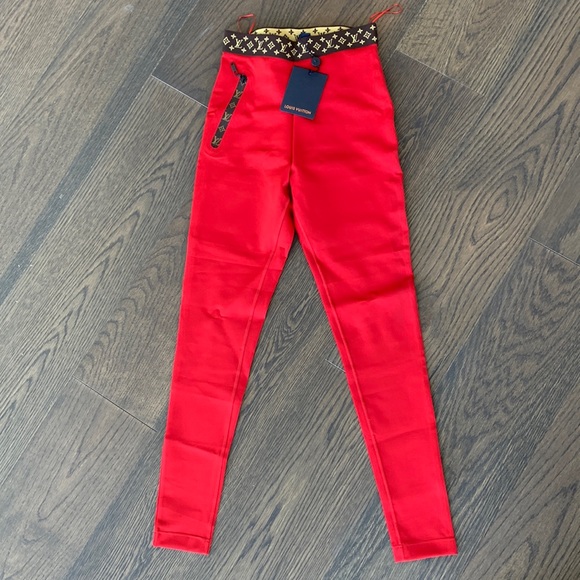 Louis Vuitton Pants - LOUIS VUITTON RED LEGGINGS SIZE 36